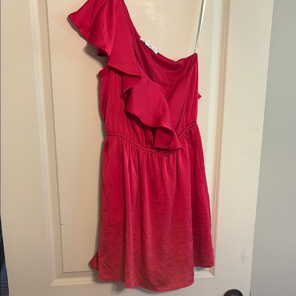Hot pink One-Shoulder Ruffle Dress